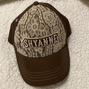 SHYANNE WOMEN'S LACE OVERLAY BASEBALL CAP